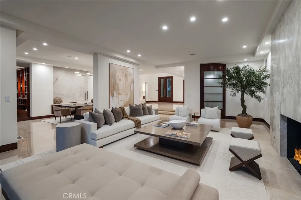 9 Sailcrest Newport Coast, CA 92657