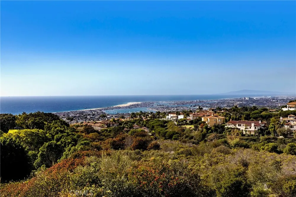 9 Sailcrest Newport Coast, CA 92657