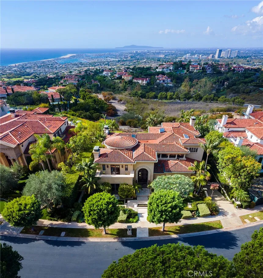 9 Sailcrest Newport Coast, CA 92657
