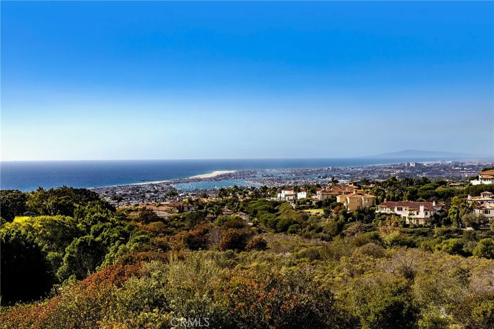9 Sailcrest Newport Coast, CA 92657