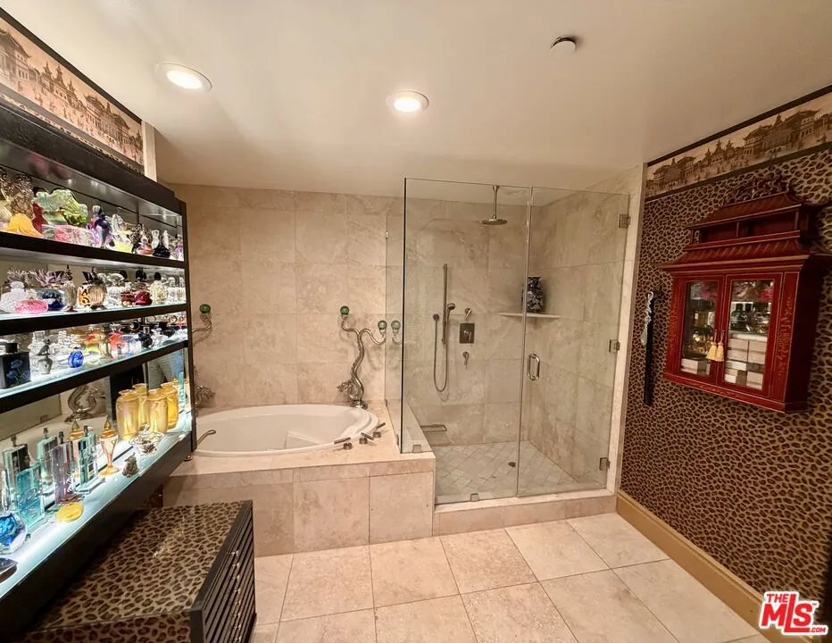 137 S Spalding Drive #401 Beverly Hills, CA 90212