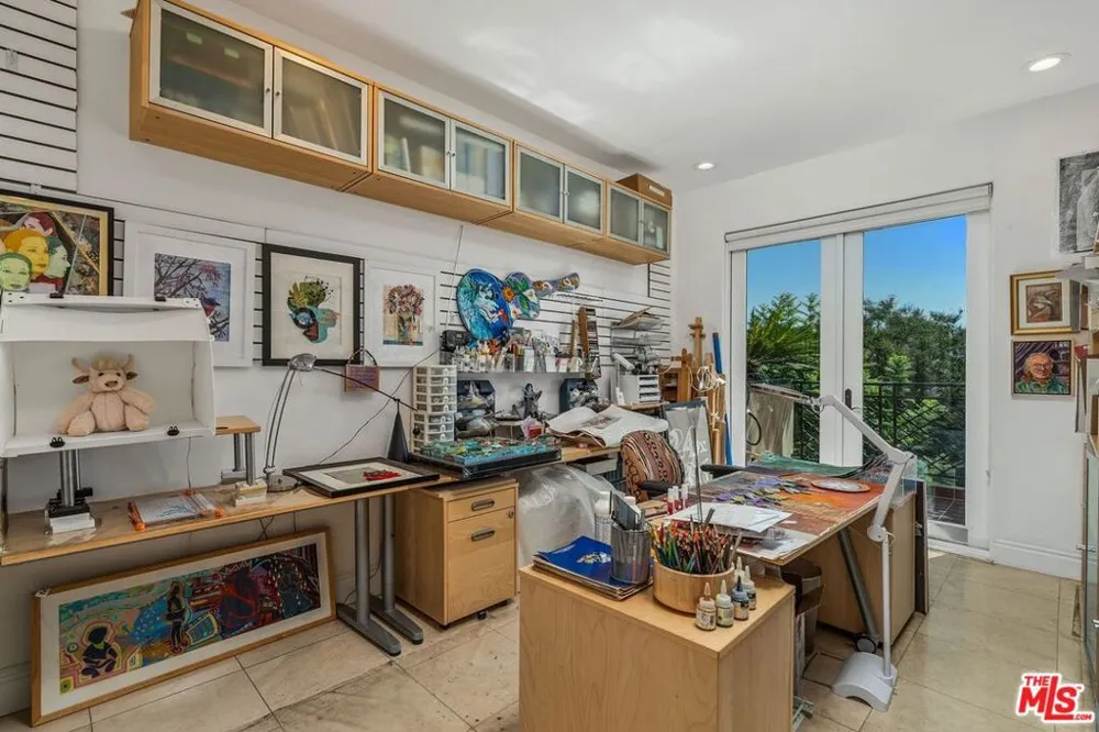137 S Spalding Drive #401 Beverly Hills, CA 90212