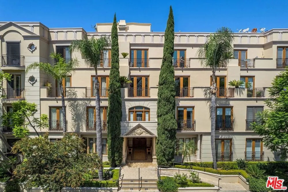137 S Spalding Drive #401 Beverly Hills, CA 90212