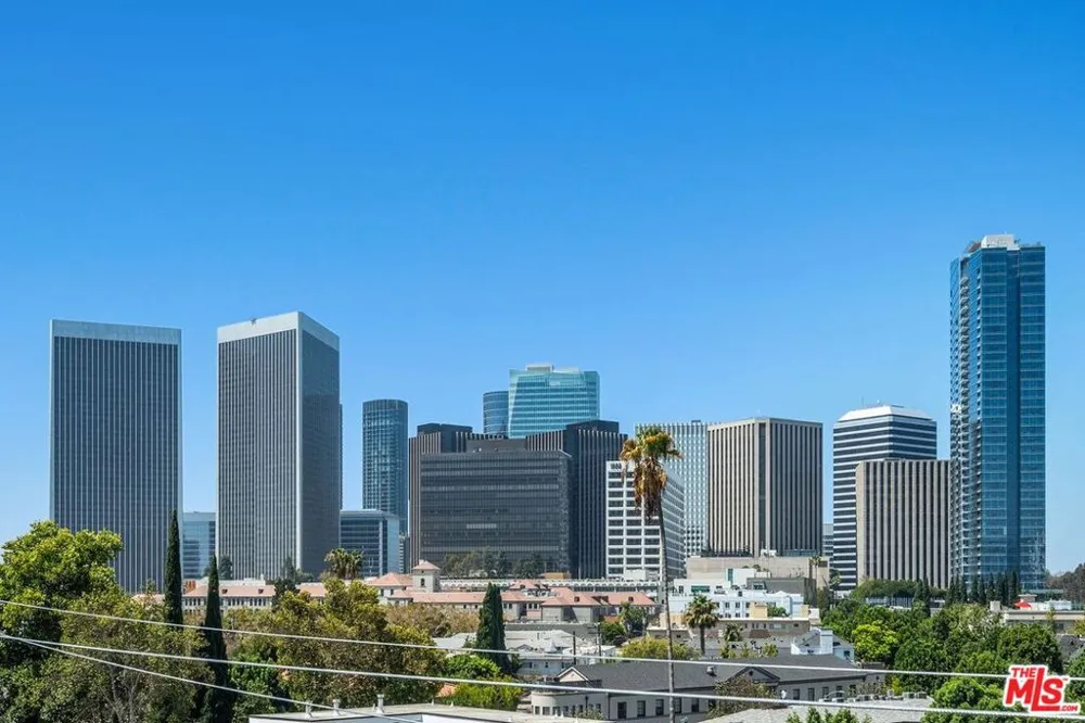 137 S Spalding Drive #401 Beverly Hills, CA 90212