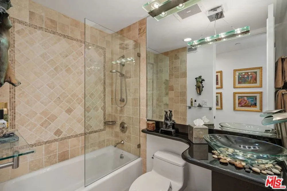 137 S Spalding Drive #401 Beverly Hills, CA 90212