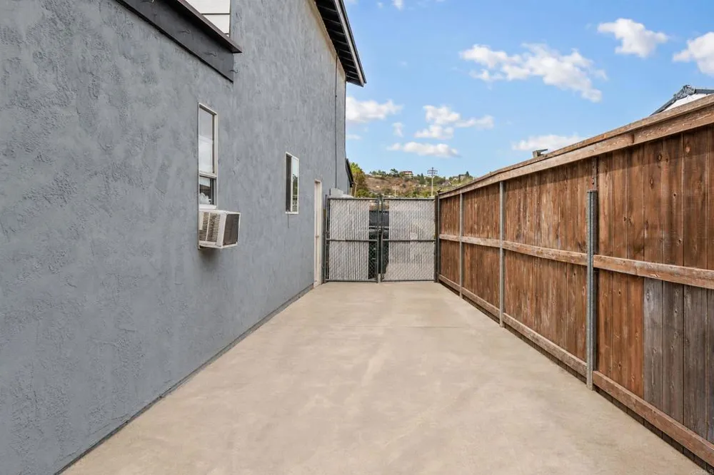 1650 Lisa Avenue Vista, CA 92084