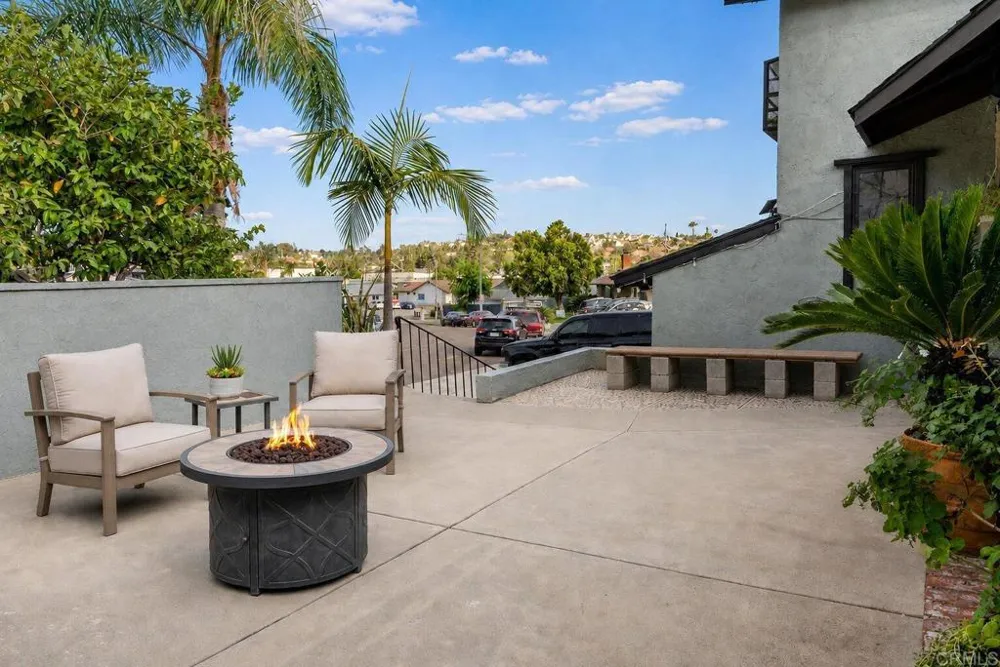 1650 Lisa Avenue Vista, CA 92084
