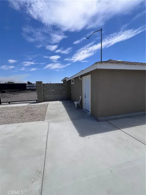 18623 Orange Street