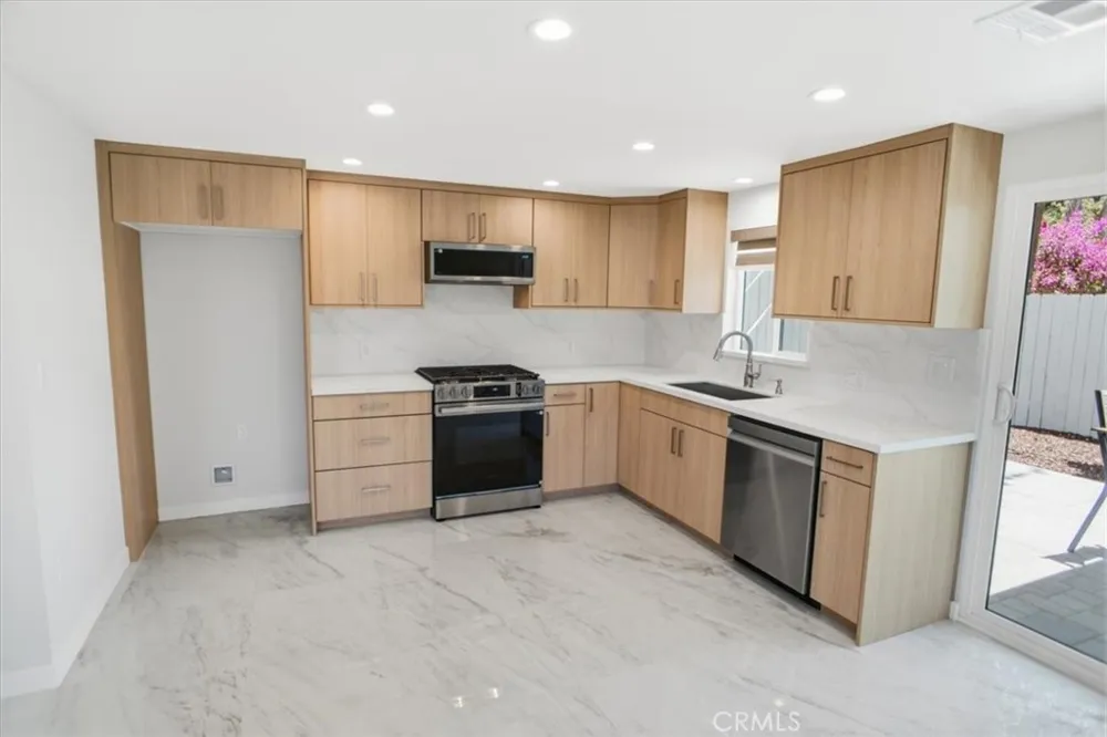 3130 Mount Curve Altadena, CA 91001