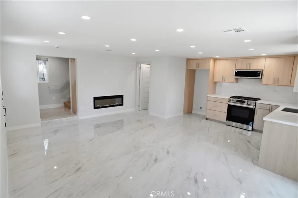 3130 Mount Curve Altadena, CA 91001