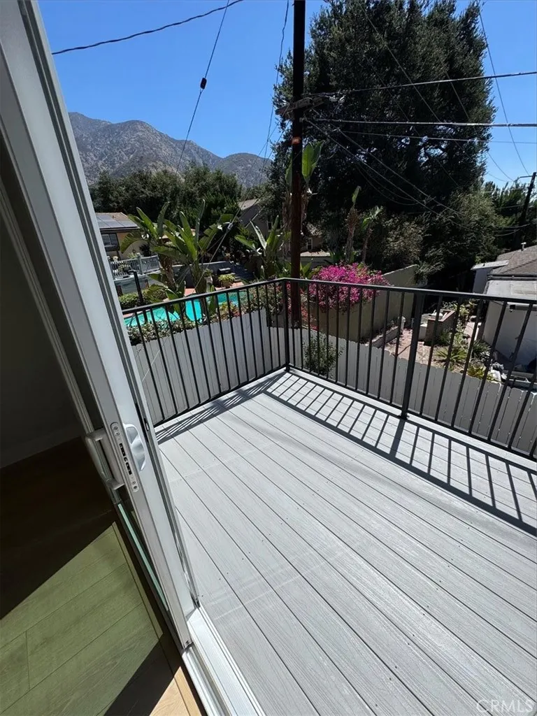 3130 Mount Curve Altadena, CA 91001