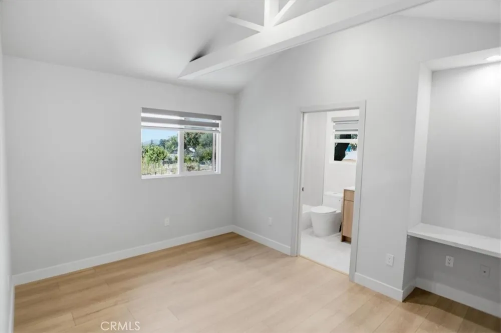 3130 Mount Curve Altadena, CA 91001