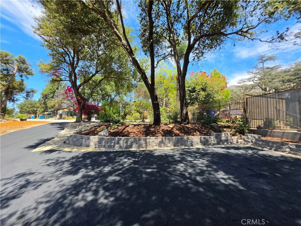 3130 Mount Curve Altadena, CA 91001