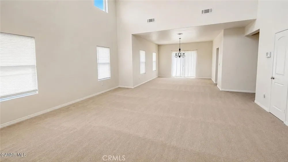 2518 E Avenue K2 Lancaster, CA 93535