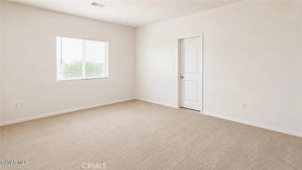 2518 E Avenue K2 Lancaster, CA 93535