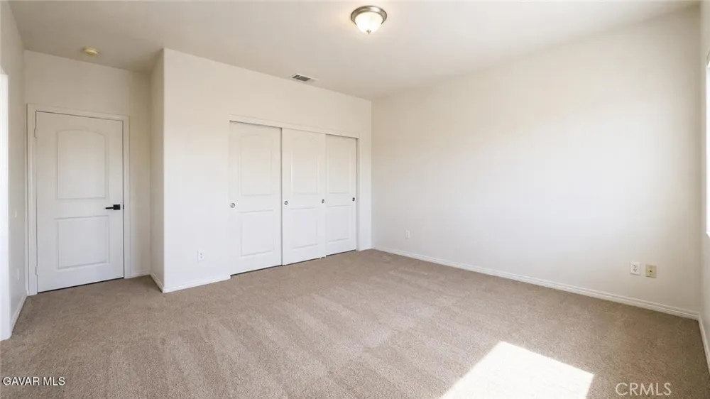 2518 E Avenue K2 Lancaster, CA 93535