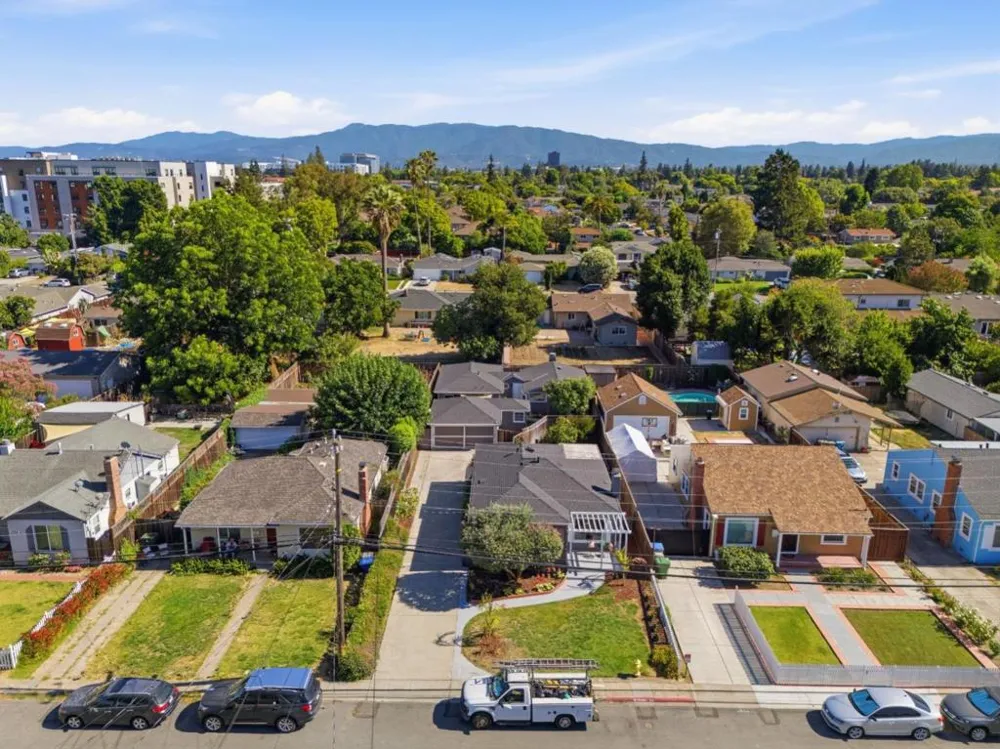 2268 Maywood Avenue San Jose, CA 95128