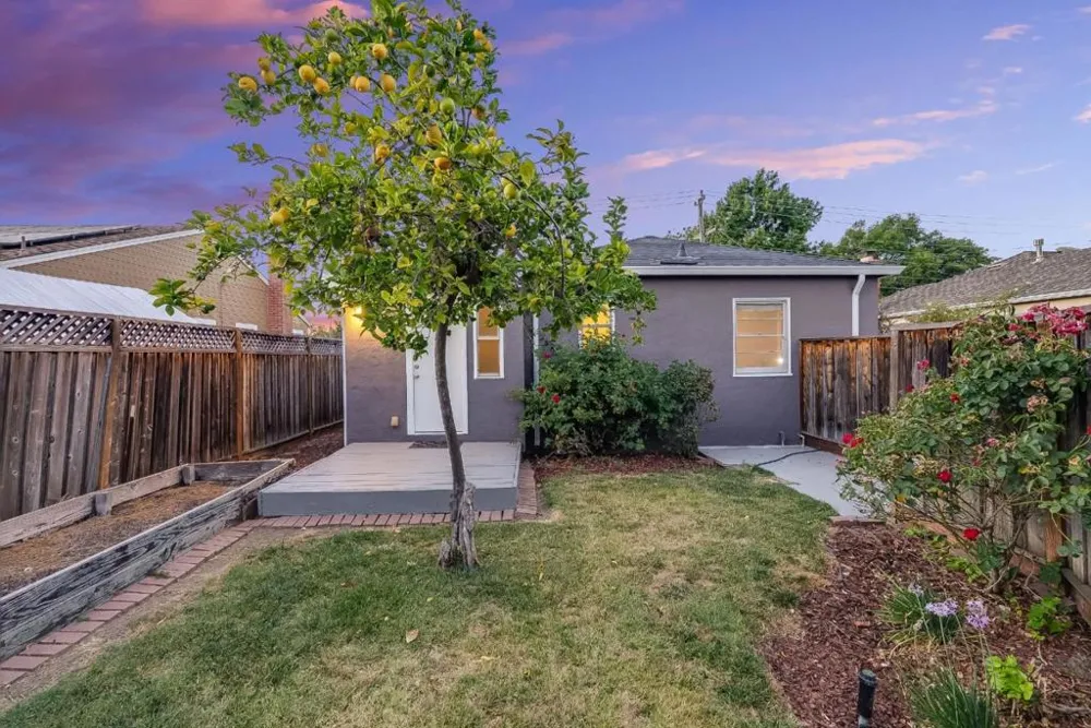 2268 Maywood Avenue San Jose, CA 95128
