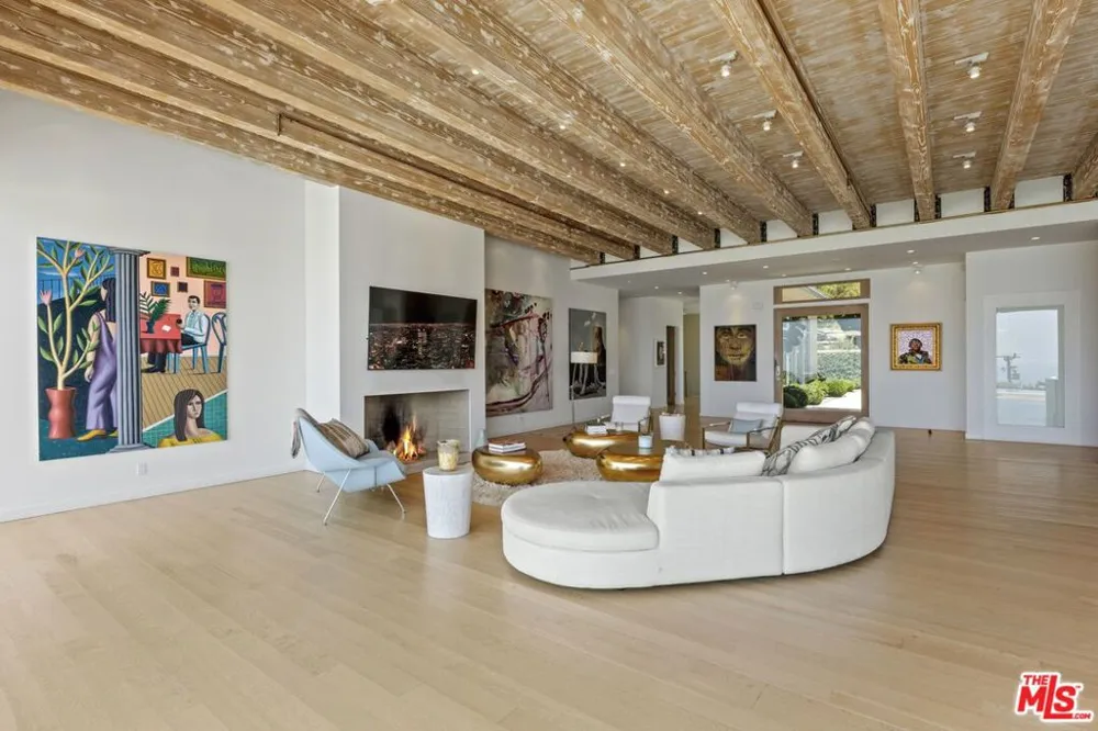 24685 Pacific Coast Highway Malibu, CA 90265