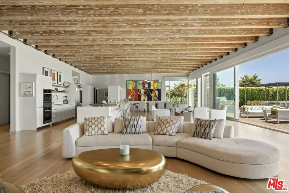 24685 Pacific Coast Highway Malibu, CA 90265