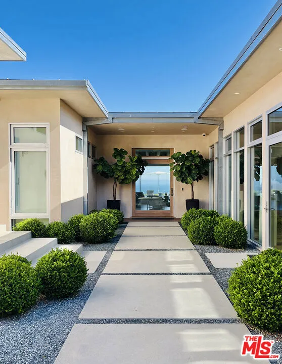 24685 Pacific Coast Highway Malibu, CA 90265