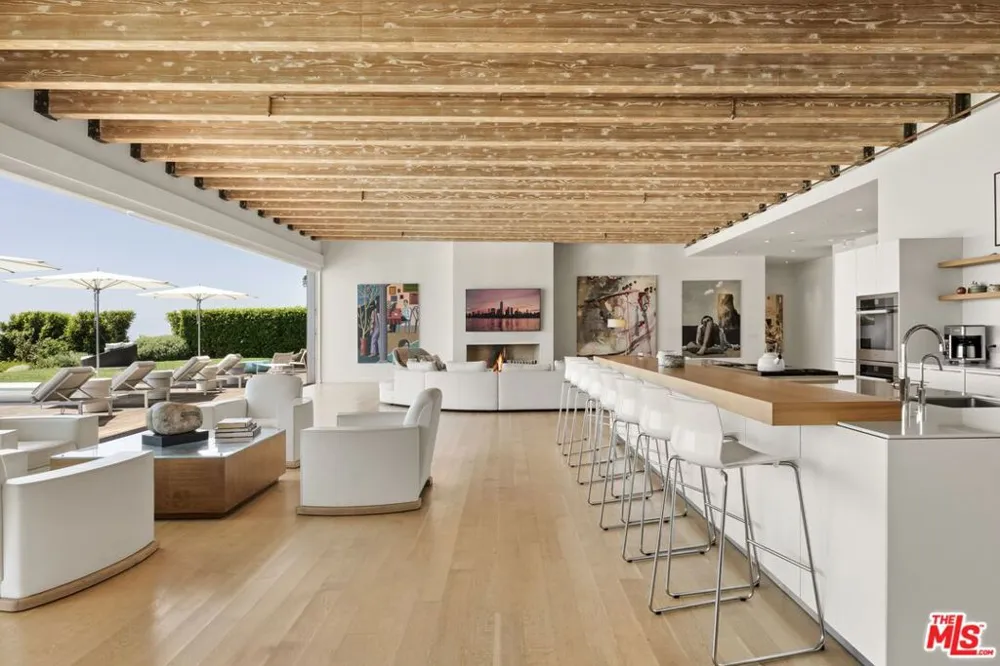 24685 Pacific Coast Highway Malibu, CA 90265