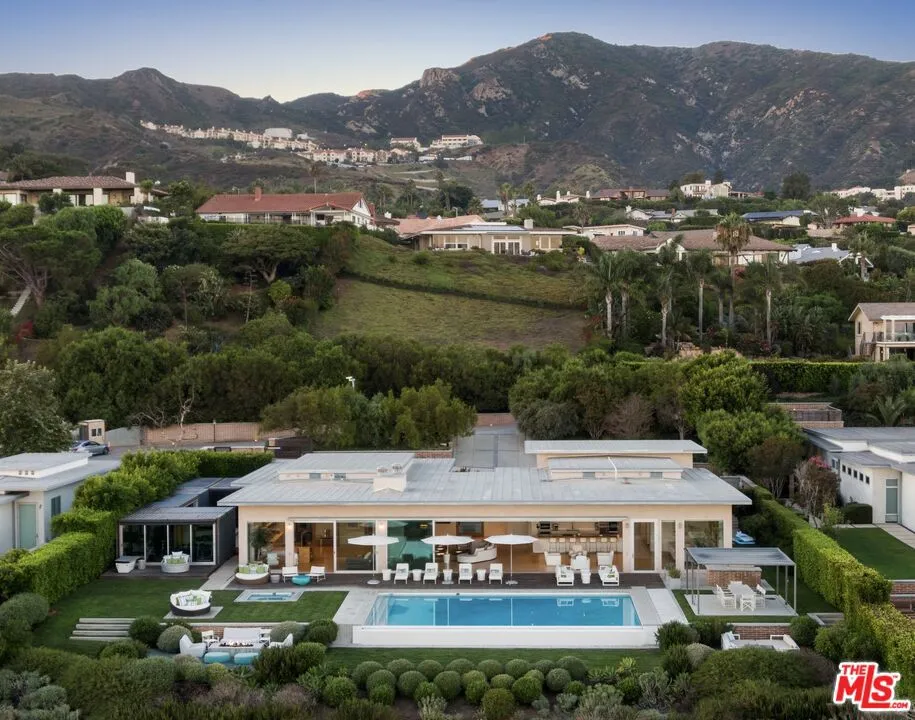 24685 Pacific Coast Highway Malibu, CA 90265