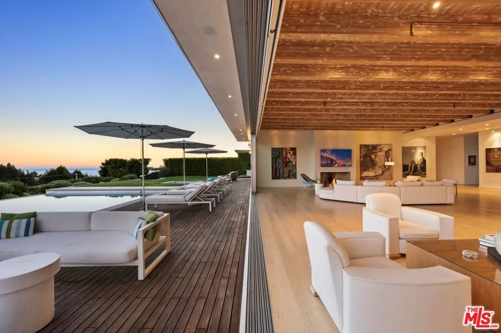 24685 Pacific Coast Highway Malibu, CA 90265