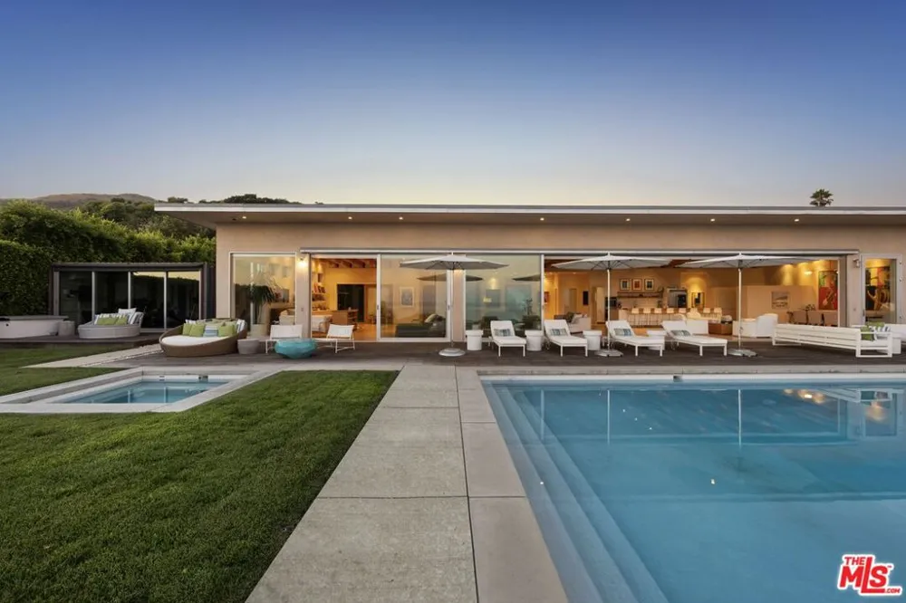 24685 Pacific Coast Highway Malibu, CA 90265
