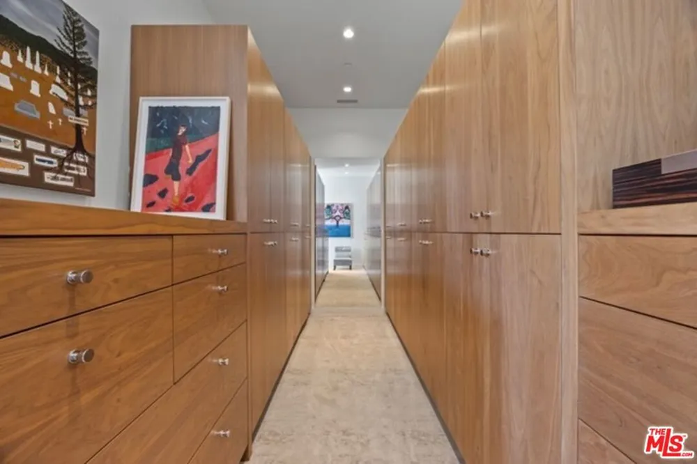 24685 Pacific Coast Highway Malibu, CA 90265