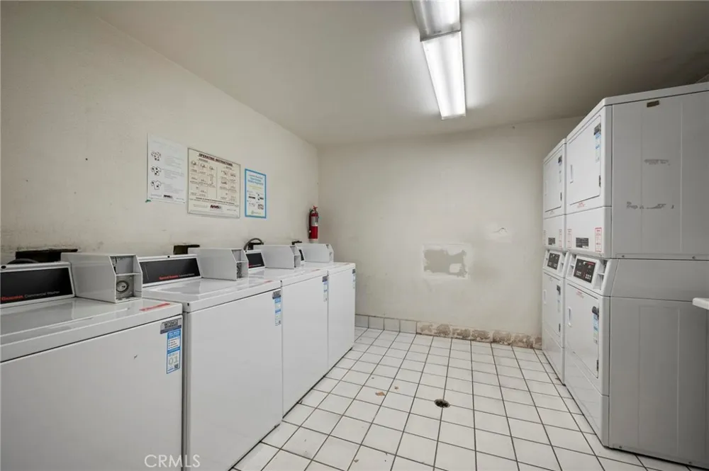 12601 Van Nuys Boulevard #119 Pacoima, CA 91331