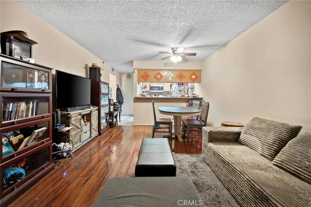 12601 Van Nuys Boulevard #119 Pacoima, CA 91331