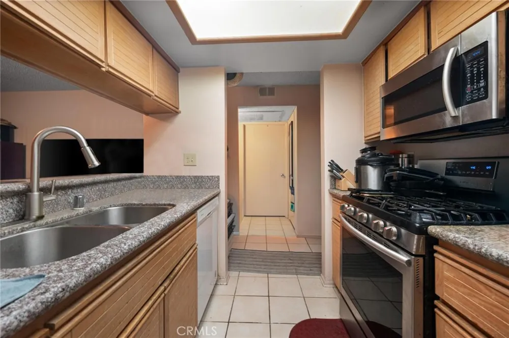12601 Van Nuys Boulevard #119 Pacoima, CA 91331
