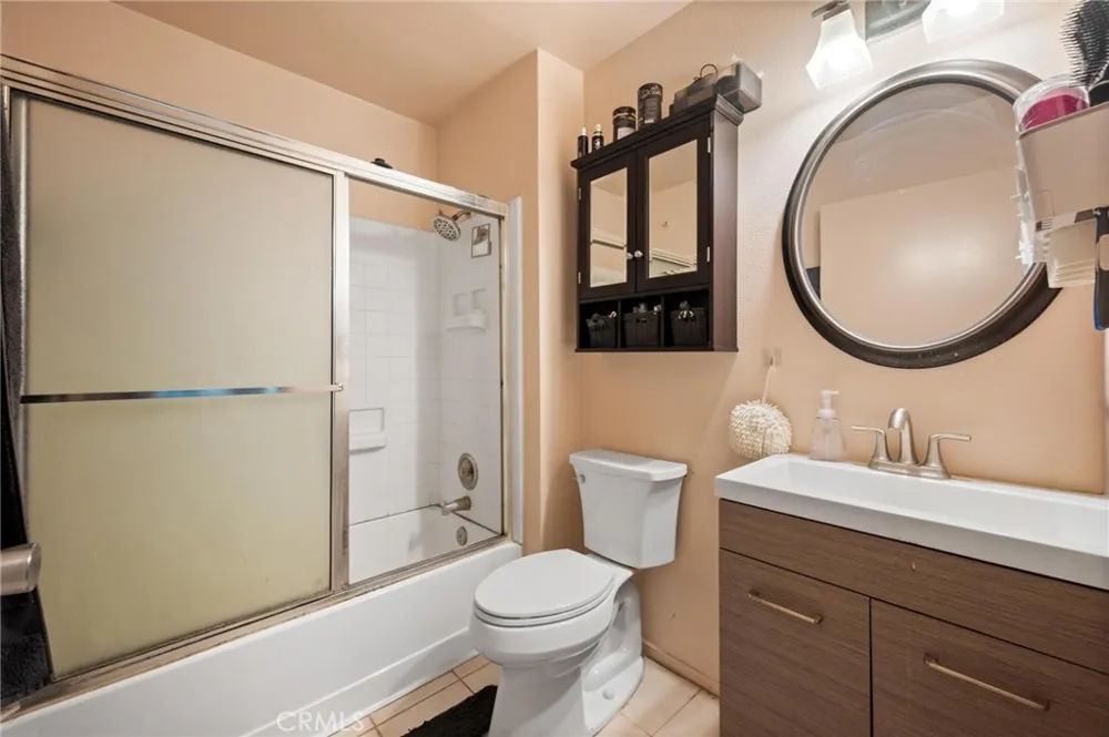 12601 Van Nuys Boulevard #119 Pacoima, CA 91331