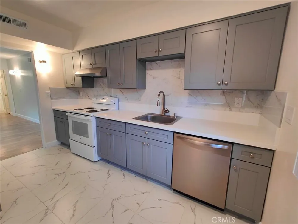 700 W Sierra Madre Boulevard #1 Sierra Madre, CA 91024