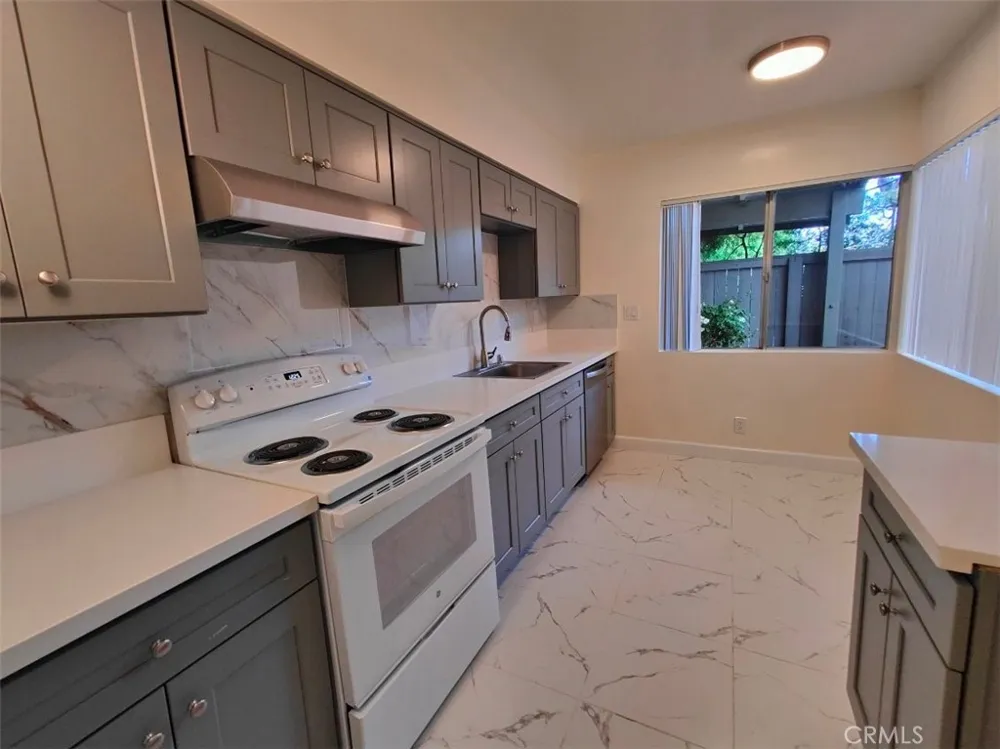700 W Sierra Madre Boulevard #1 Sierra Madre, CA 91024