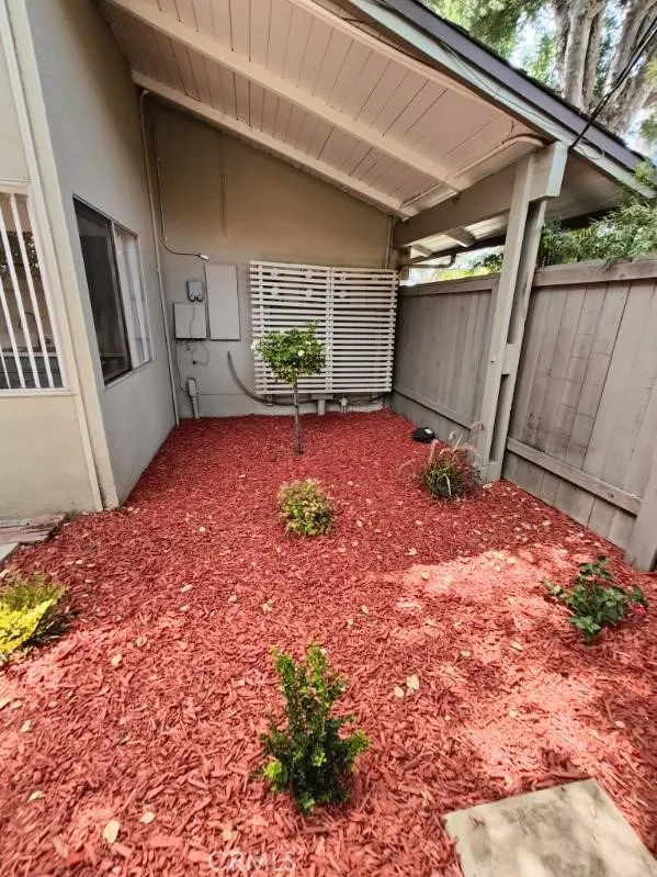700 W Sierra Madre Boulevard #1 Sierra Madre, CA 91024