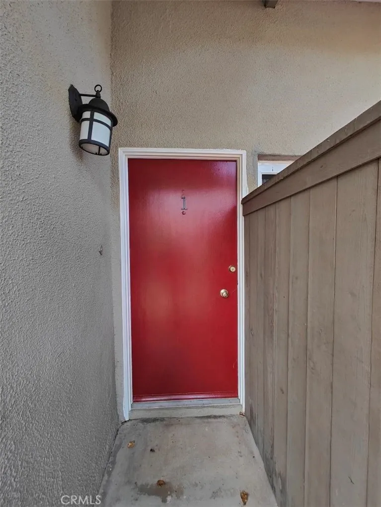 700 W Sierra Madre Boulevard #1 Sierra Madre, CA 91024