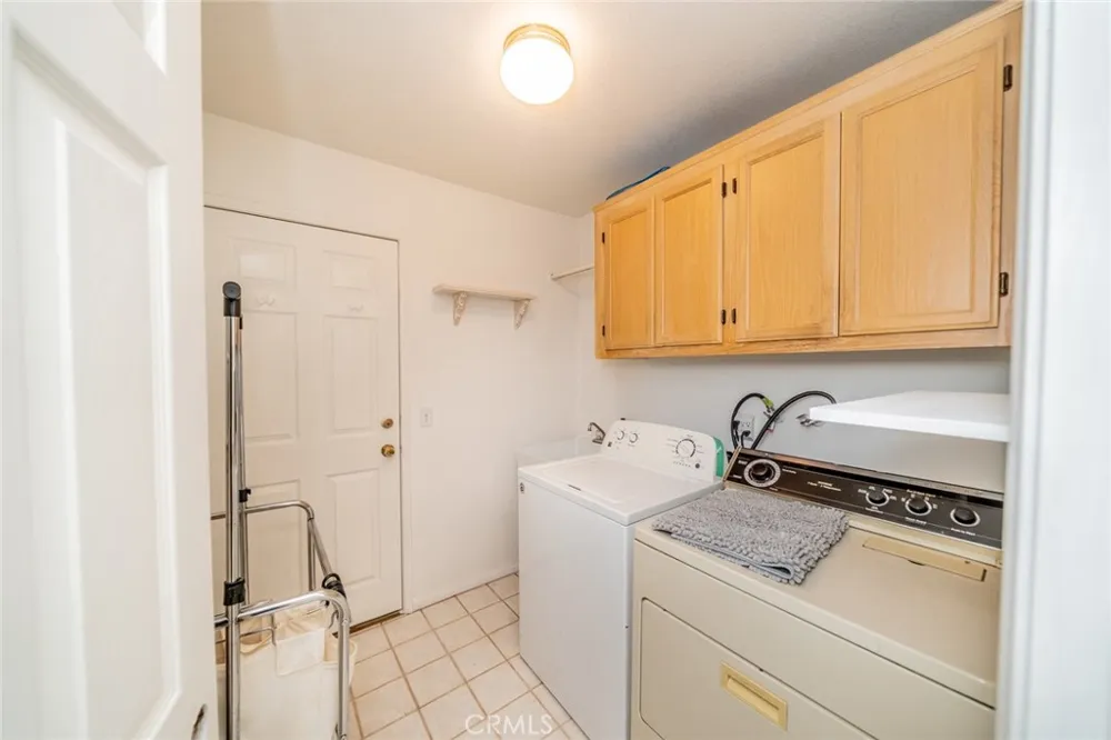12274 Mountain Pinon Hills, CA 92372