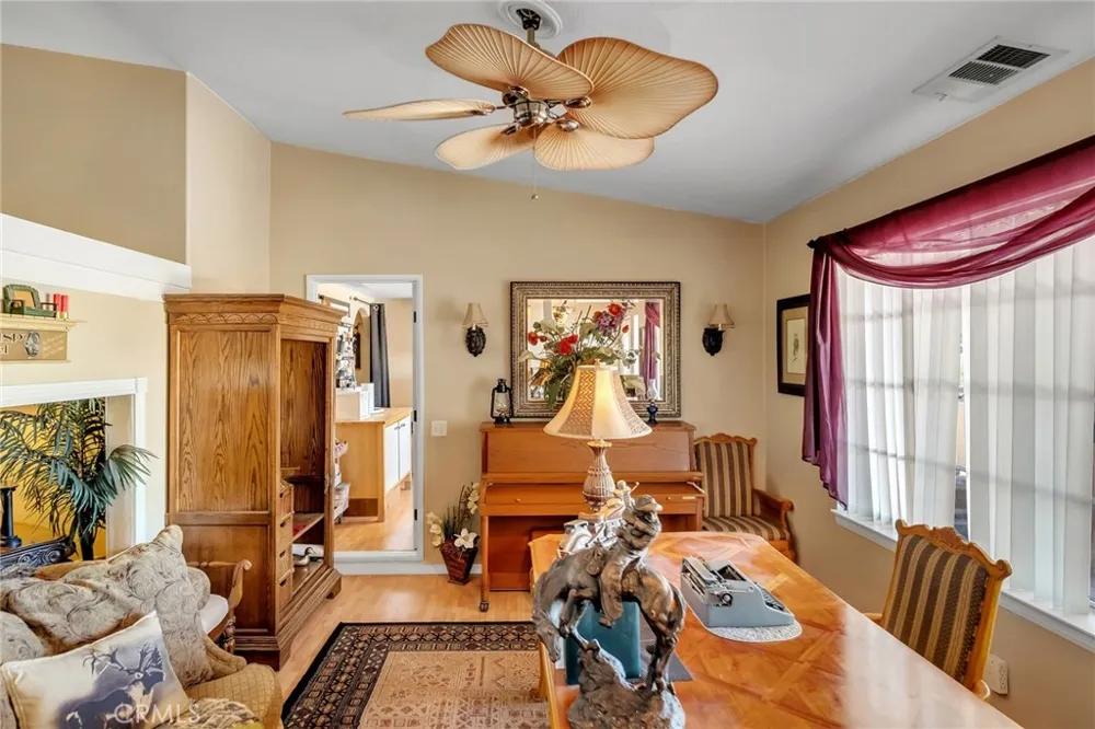 12274 Mountain Pinon Hills, CA 92372