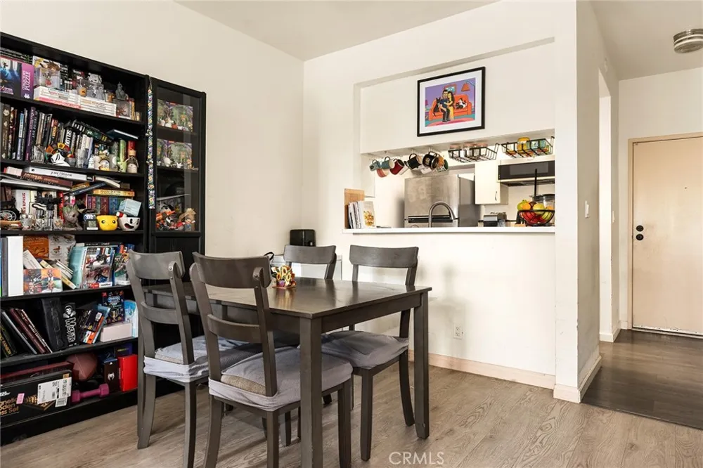 19350 Sherman Way #139 Reseda, CA 91335