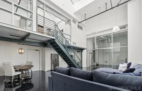 420 S San Pedro #102
