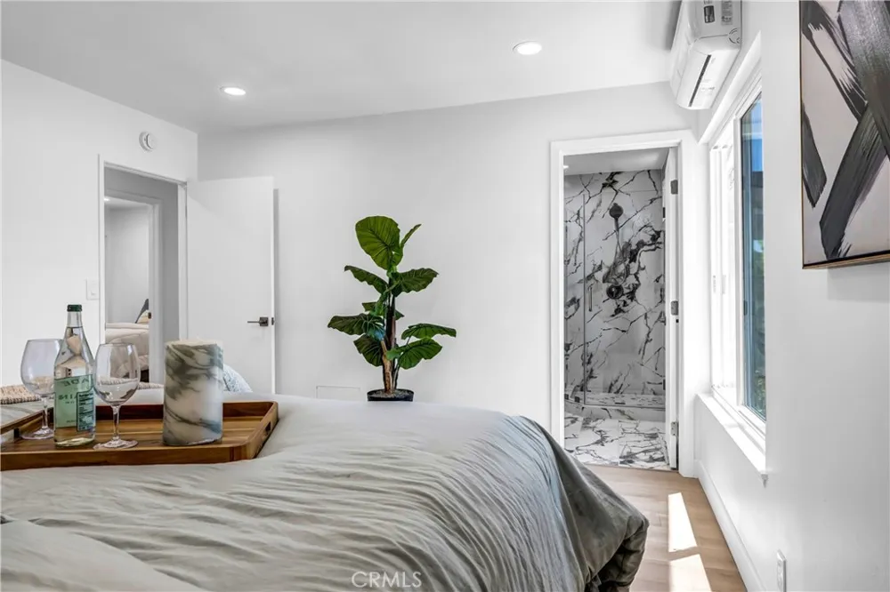 11610 Gonsalves Cerritos, CA 90703