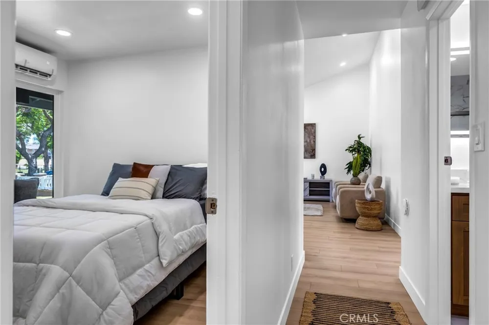11610 Gonsalves Cerritos, CA 90703