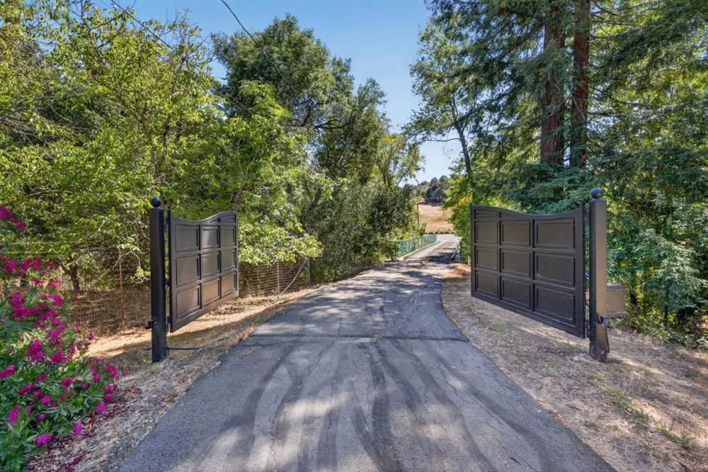 1195 Partrick Road Napa, CA 94558