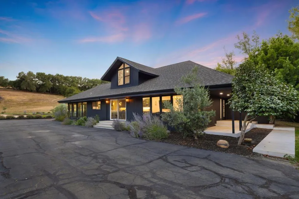 1195 Partrick Road Napa, CA 94558