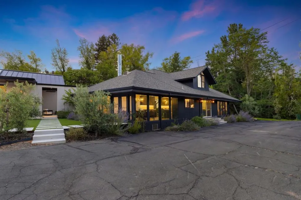 1195 Partrick Road Napa, CA 94558