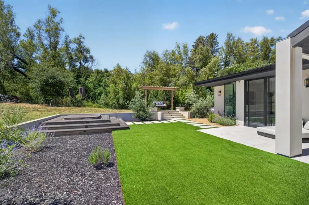 1195 Partrick Road Napa, CA 94558