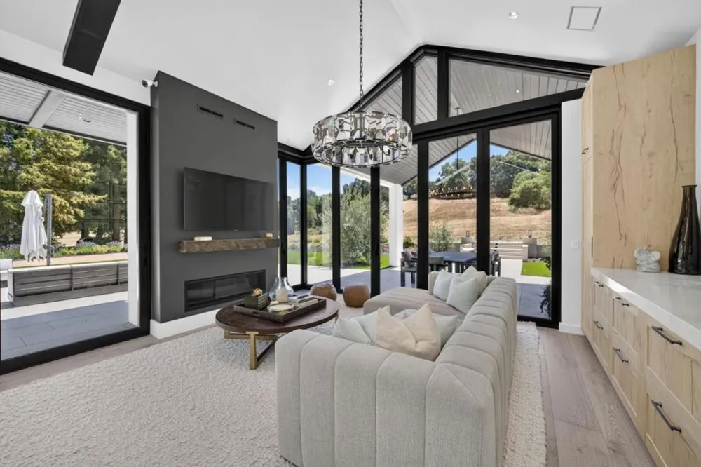 1195 Partrick Road Napa, CA 94558
