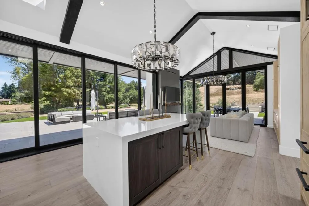 1195 Partrick Road Napa, CA 94558